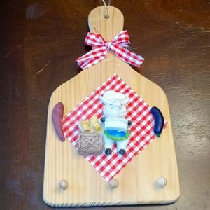 Nwot decorative cutting board plaque